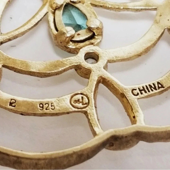 Ross Simons 925 Sterling Silver Gilt Vermeil FLOWER Pendant Necklace Black Cord - Picture 3 of 6